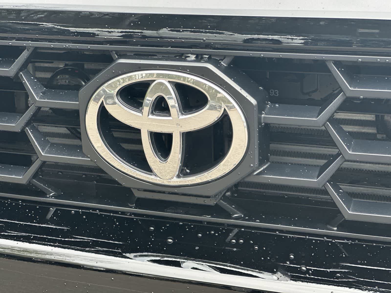 Thumbnail: 2026 Toyota 4Runner - 12