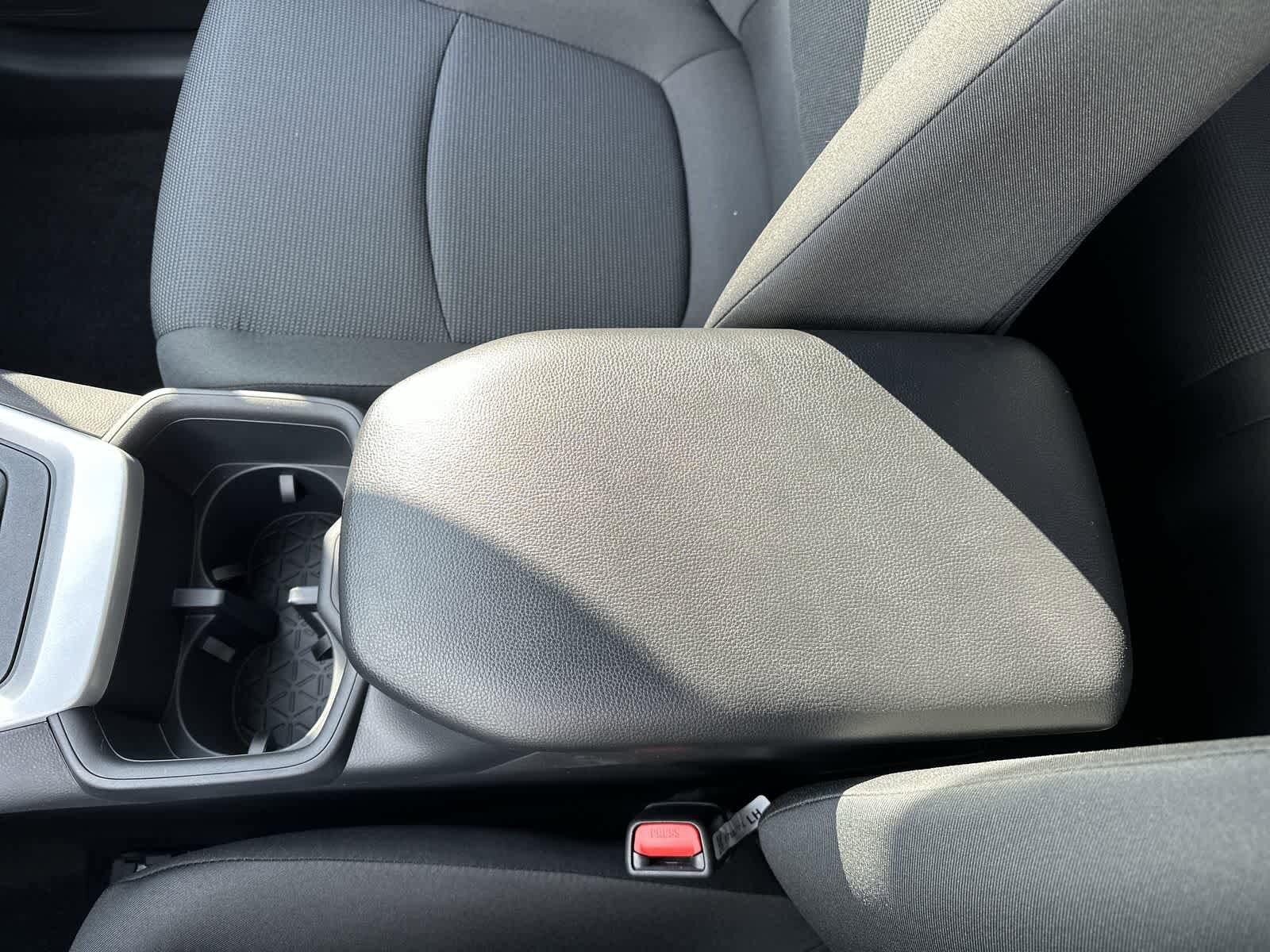 Thumbnail: 2025 Toyota RAV4 - 22