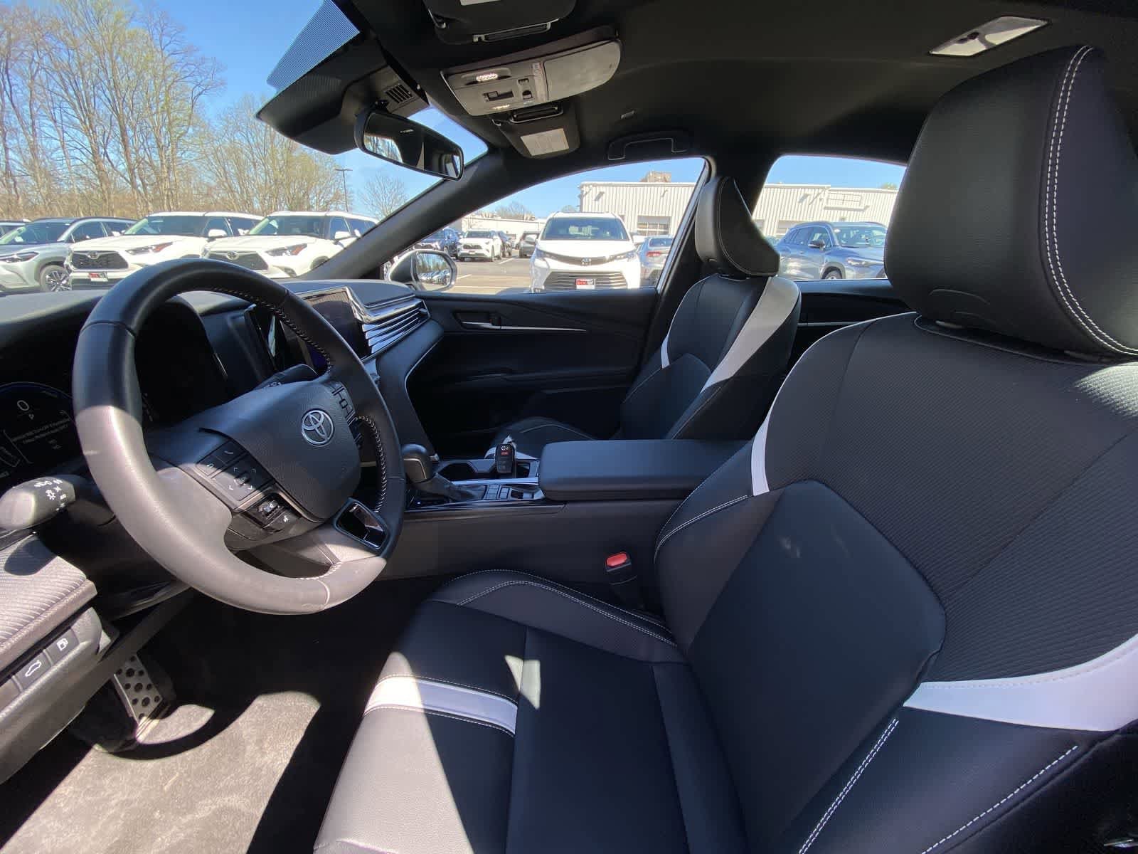 Thumbnail: 2025 Toyota Camry - 19