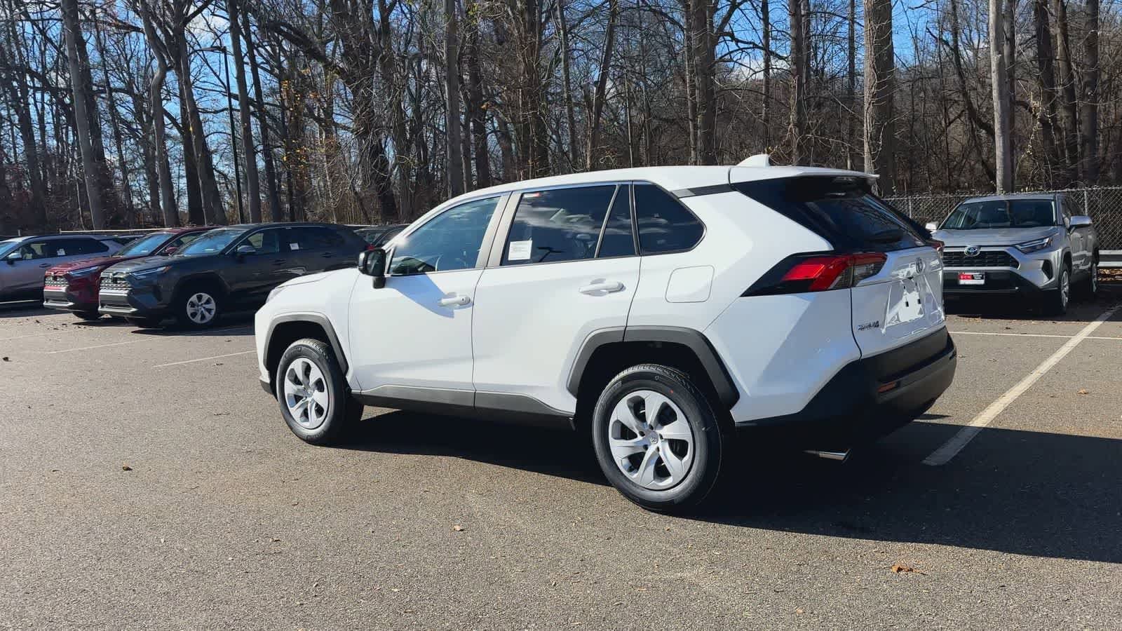 Thumbnail: 2025 Toyota RAV4 - 6