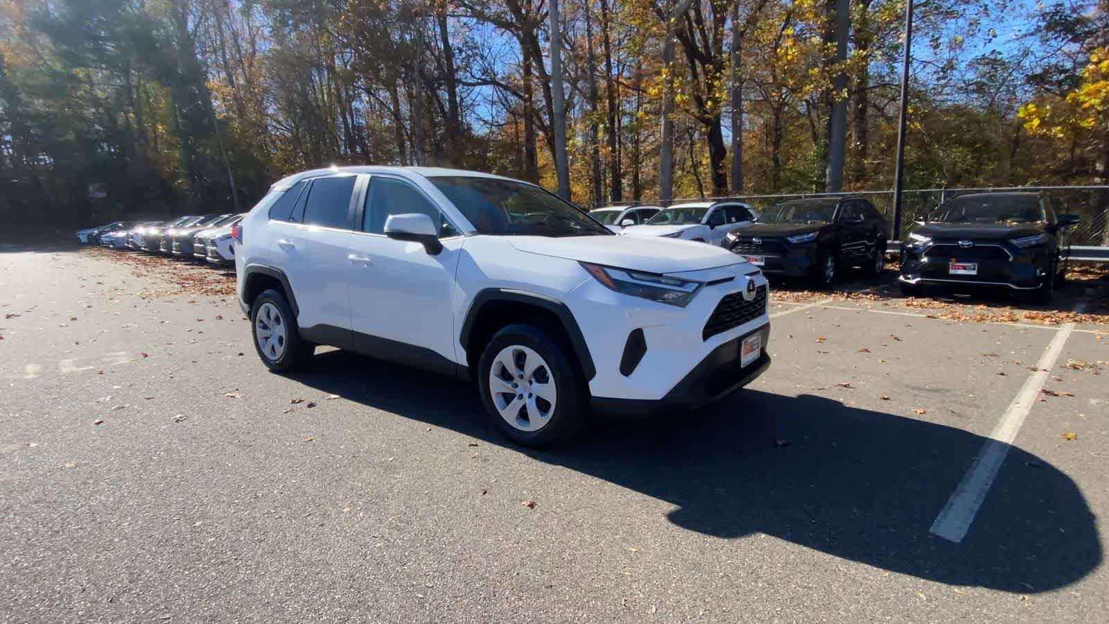 2024 Toyota RAV4 LE photo 3