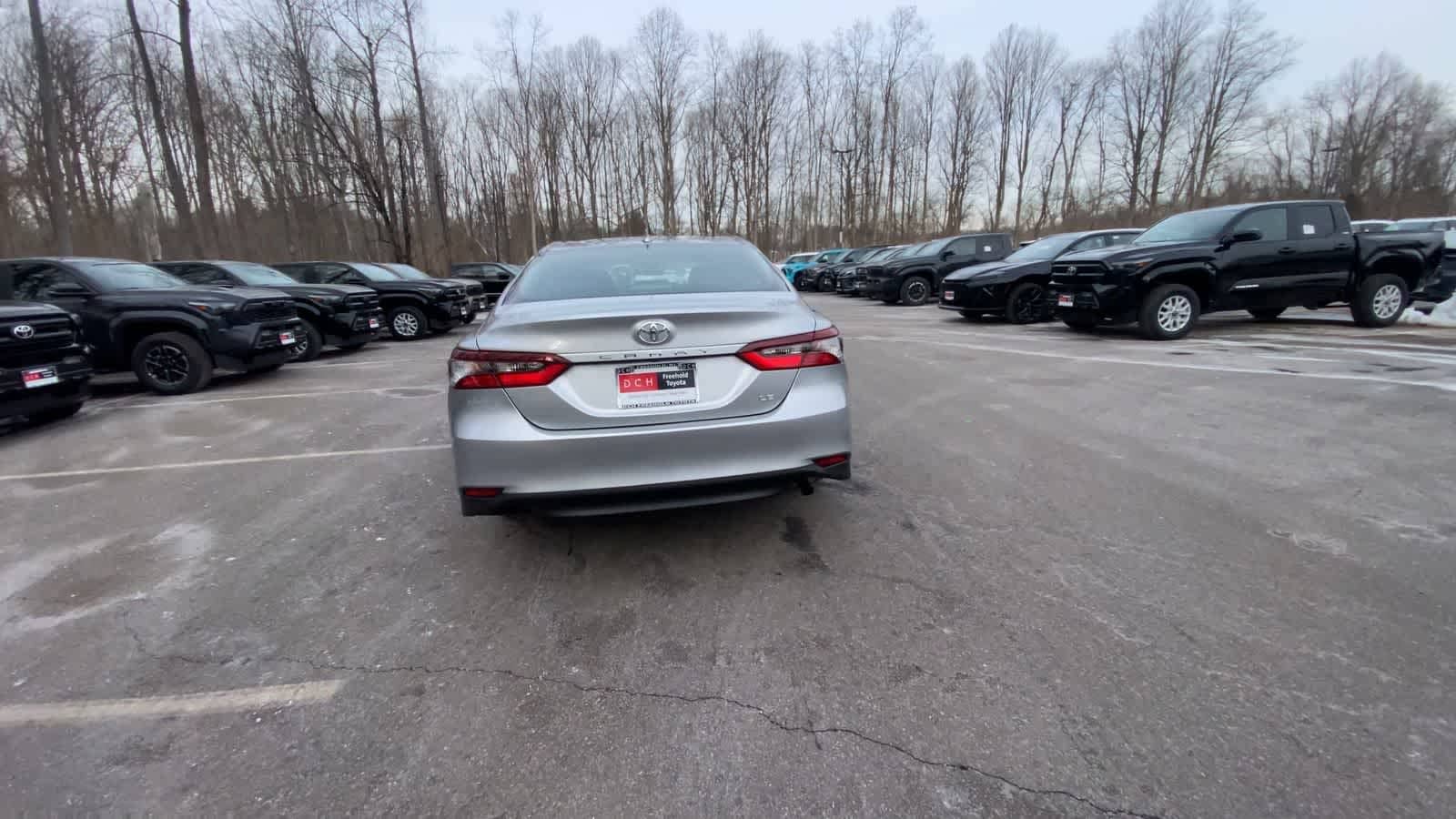 Thumbnail: 2023 Toyota Camry - 15