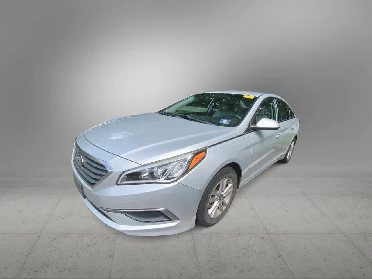 Thumbnail: 2017 Hyundai Sonata - 1