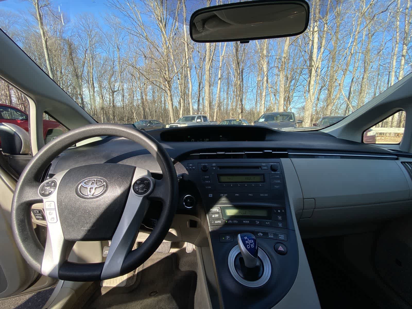 Thumbnail: 2011 Toyota Prius - 23