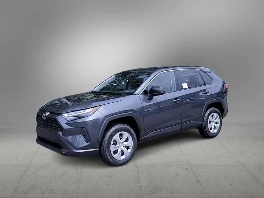 2025 Toyota RAV4 LE 4