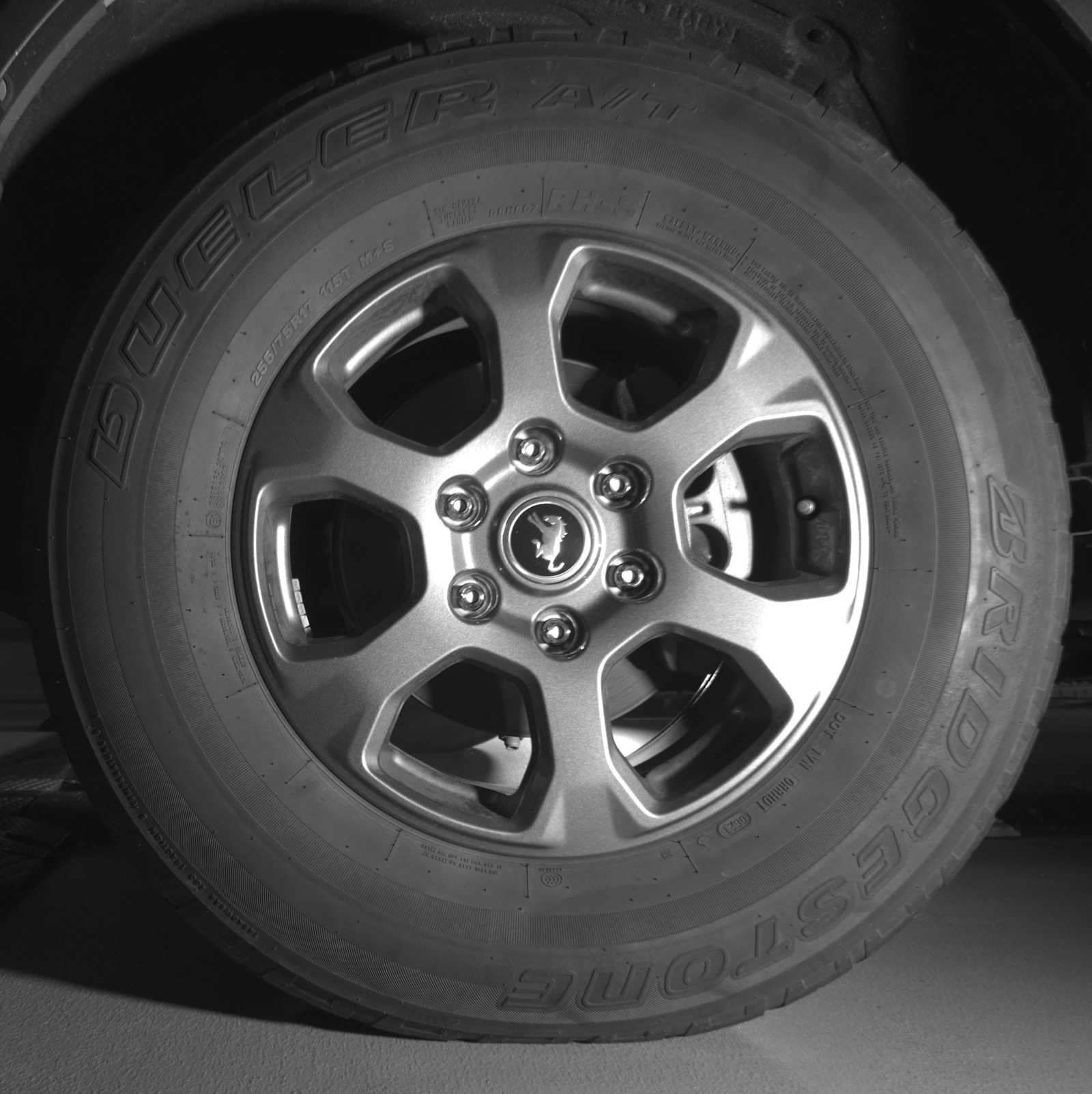 Thumbnail: 2021 Ford Bronco - 12