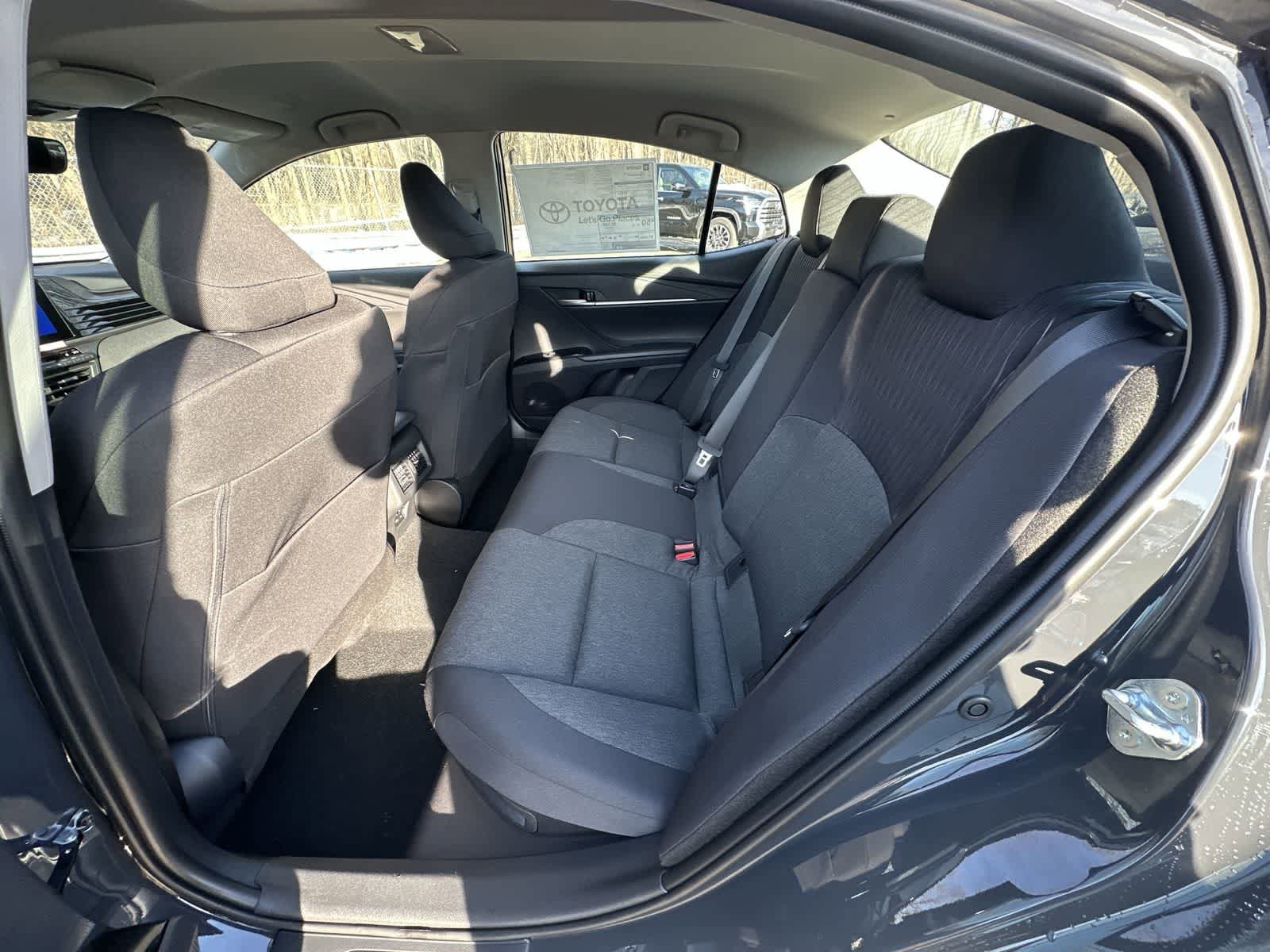 Thumbnail: 2026 Toyota Camry - 31