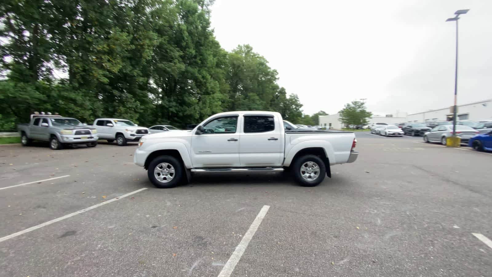 Thumbnail: 2013 Toyota Tacoma - 5