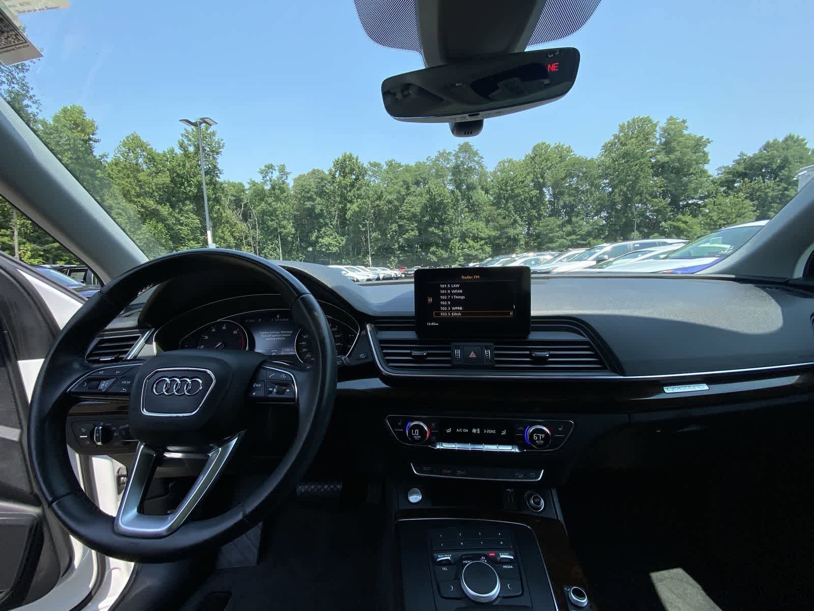 Thumbnail: 2019 Audi Q5 - 19
