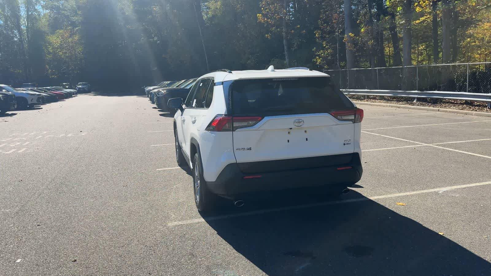 Thumbnail: 2025 Toyota RAV4 - 7