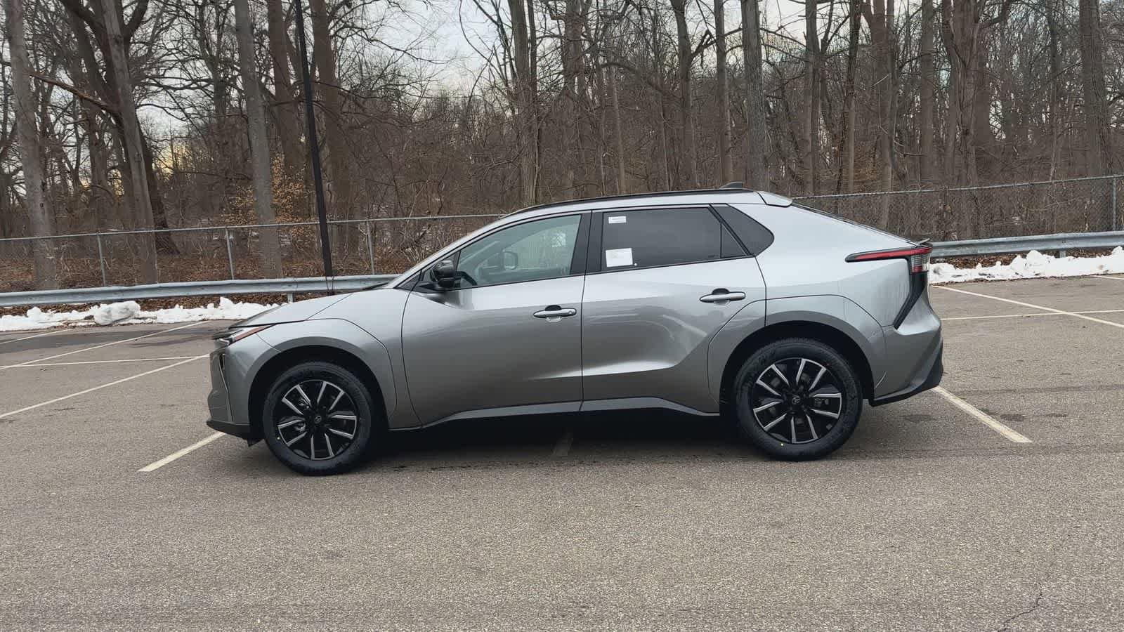 Thumbnail: 2026 Toyota bZ - 5