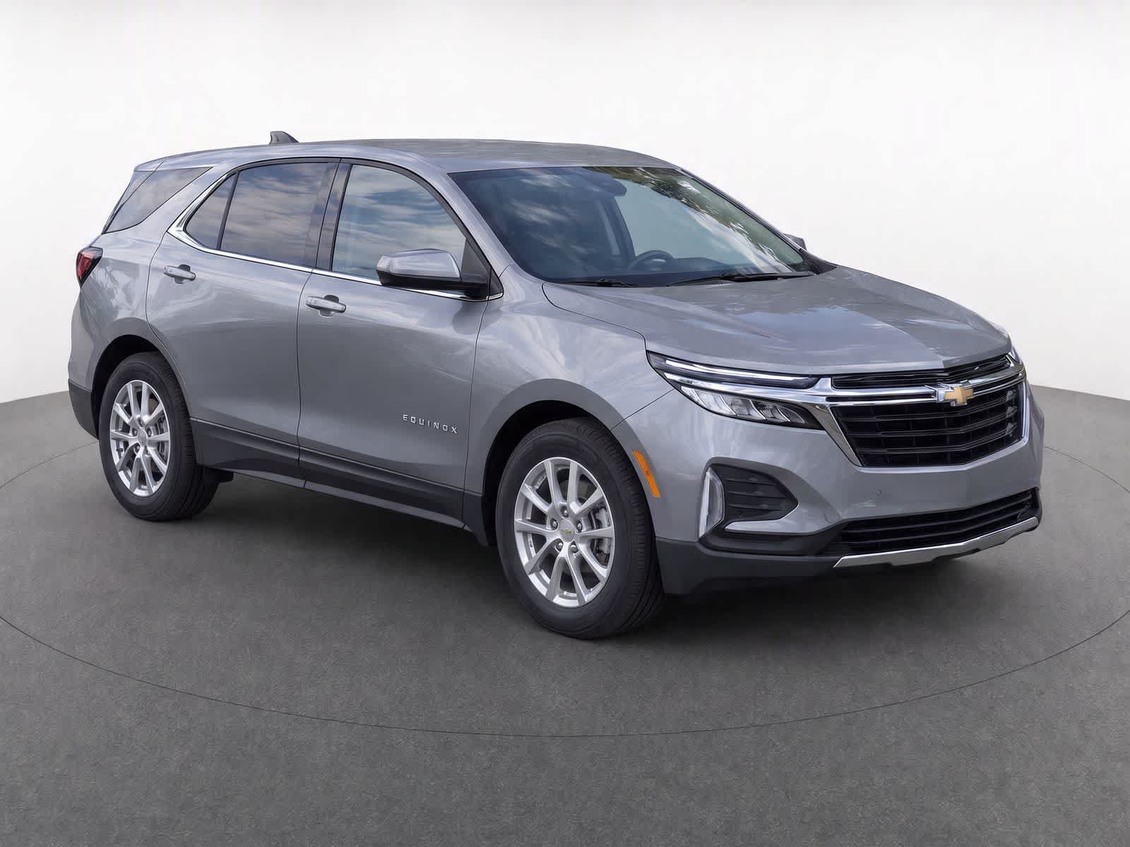 2024 Chevrolet Equinox LT - Photo 3