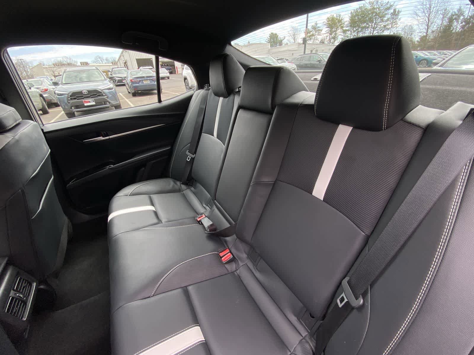 Thumbnail: 2025 Toyota Camry - 22