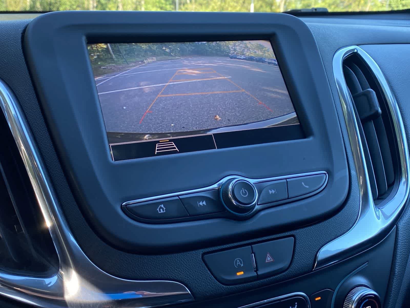 Thumbnail: 2022 Chevrolet Equinox - 27