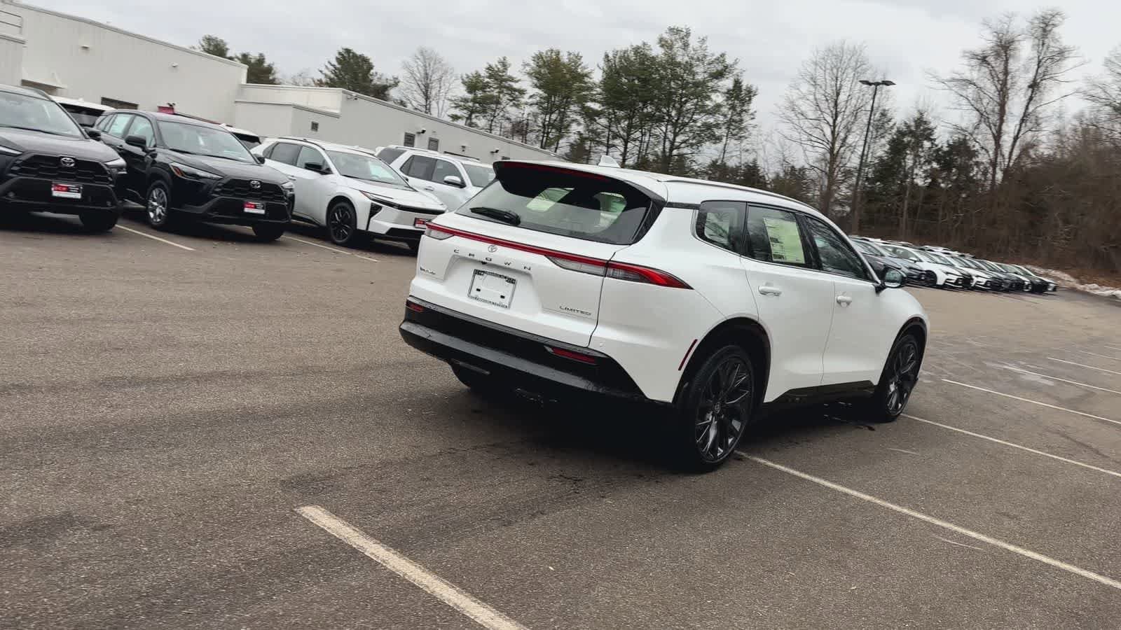 Thumbnail: 2026 Toyota Crown Signia - 8