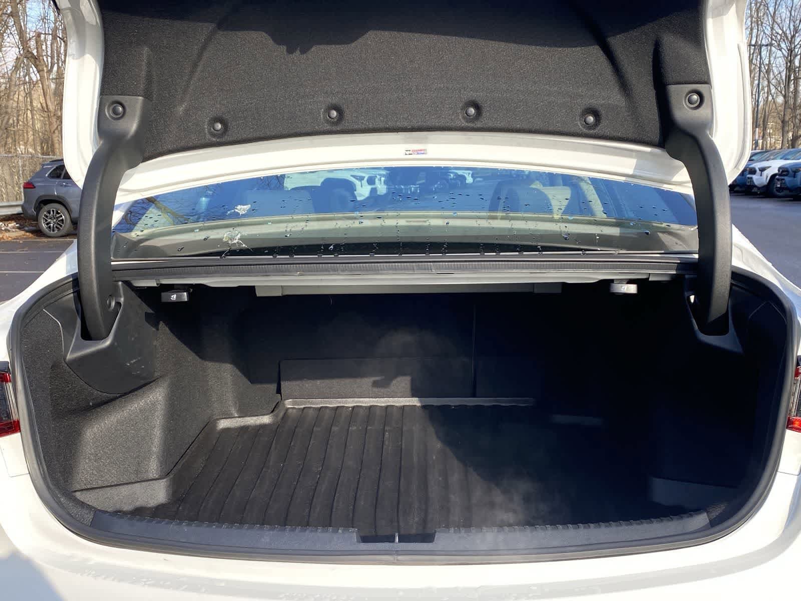 Thumbnail: 2022 Acura TLX - 16