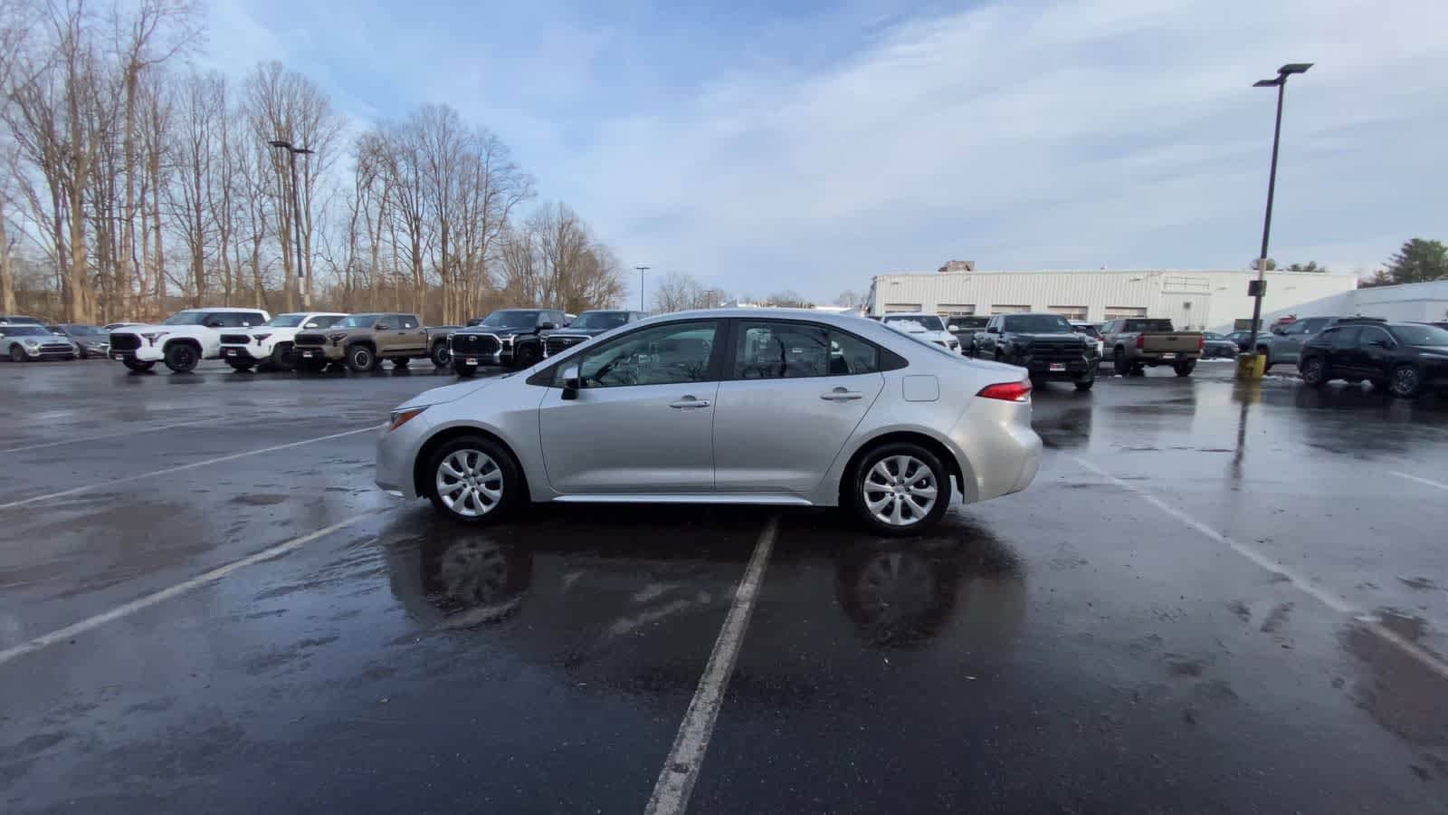 Thumbnail: 2024 Toyota Corolla - 5