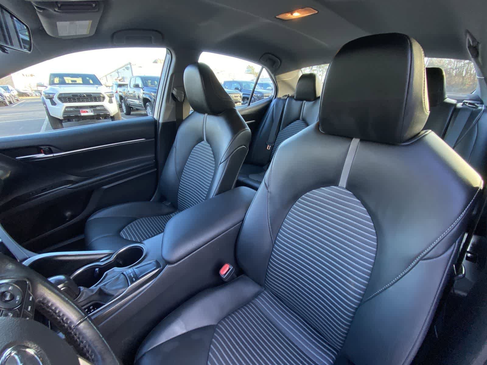 Thumbnail: 2023 Toyota Camry - 17