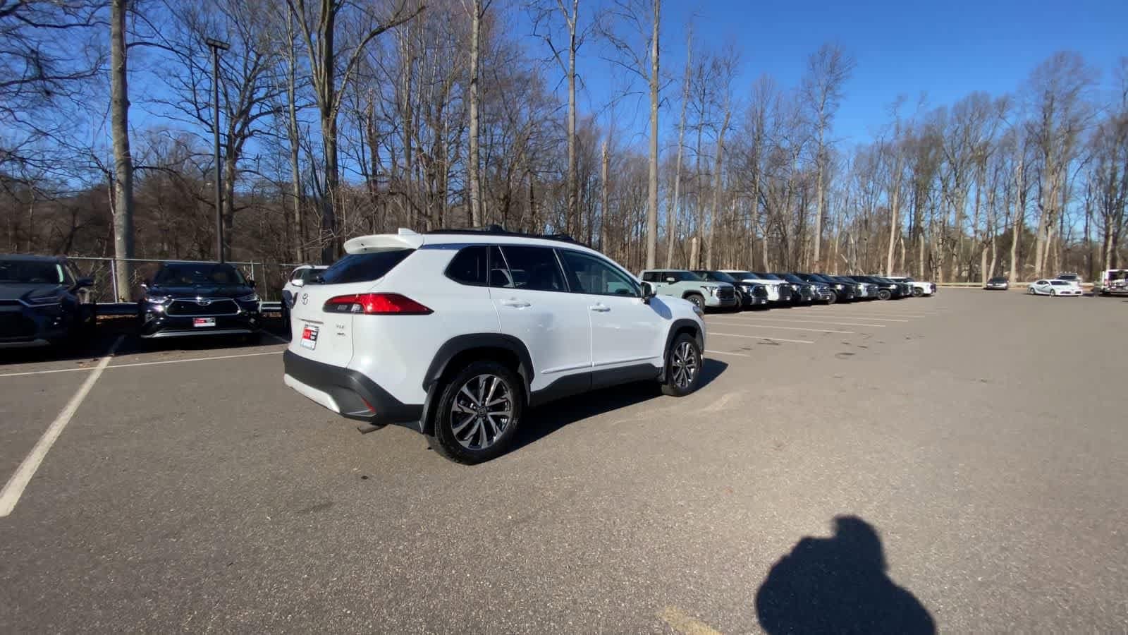 Thumbnail: 2023 Toyota Corolla Cross - 14