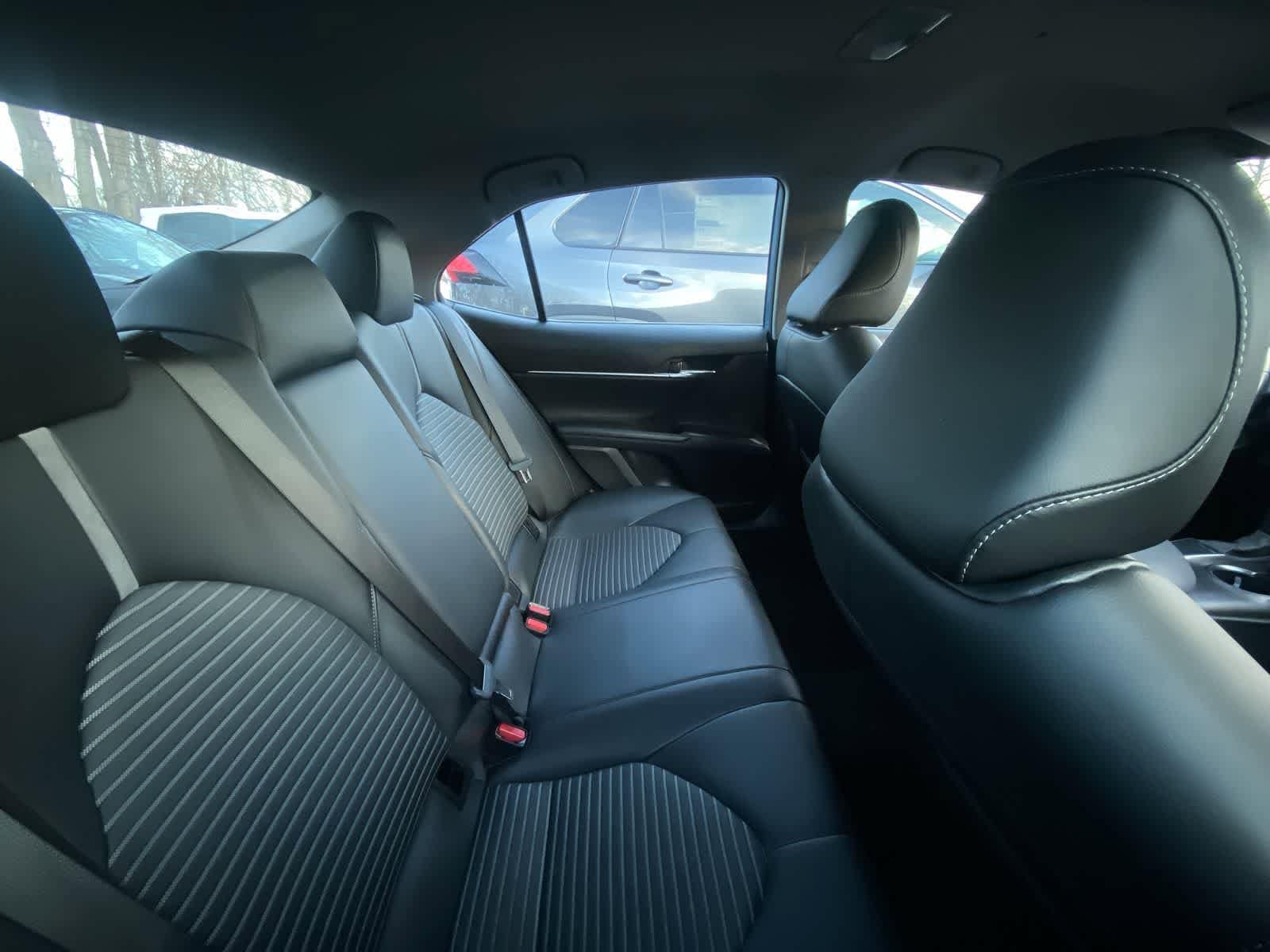 Thumbnail: 2023 Toyota Camry - 15