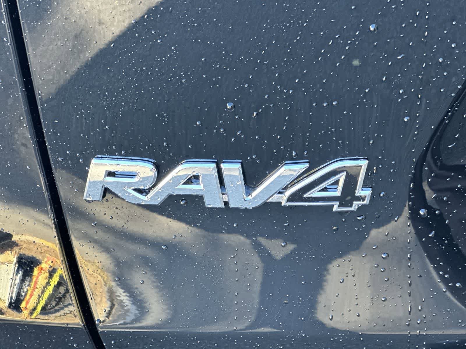 Thumbnail: 2025 Toyota RAV4 - 13