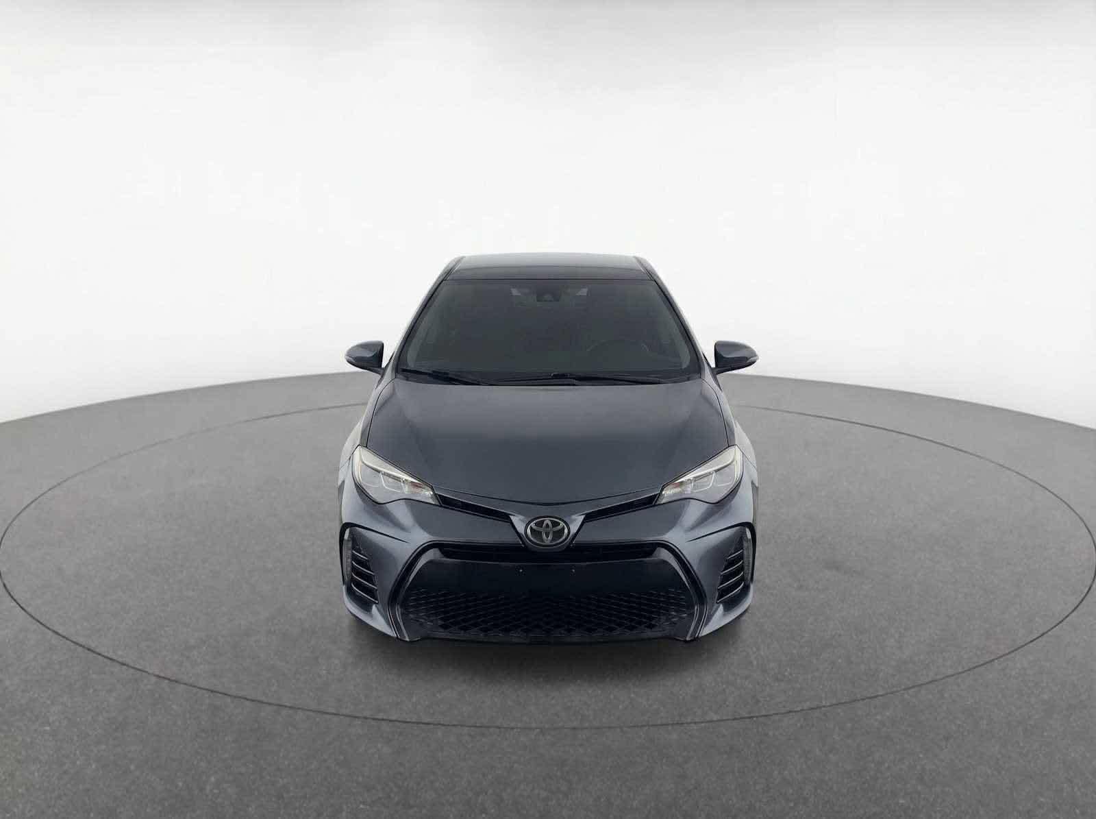 Thumbnail: 2017 Toyota Corolla - 2