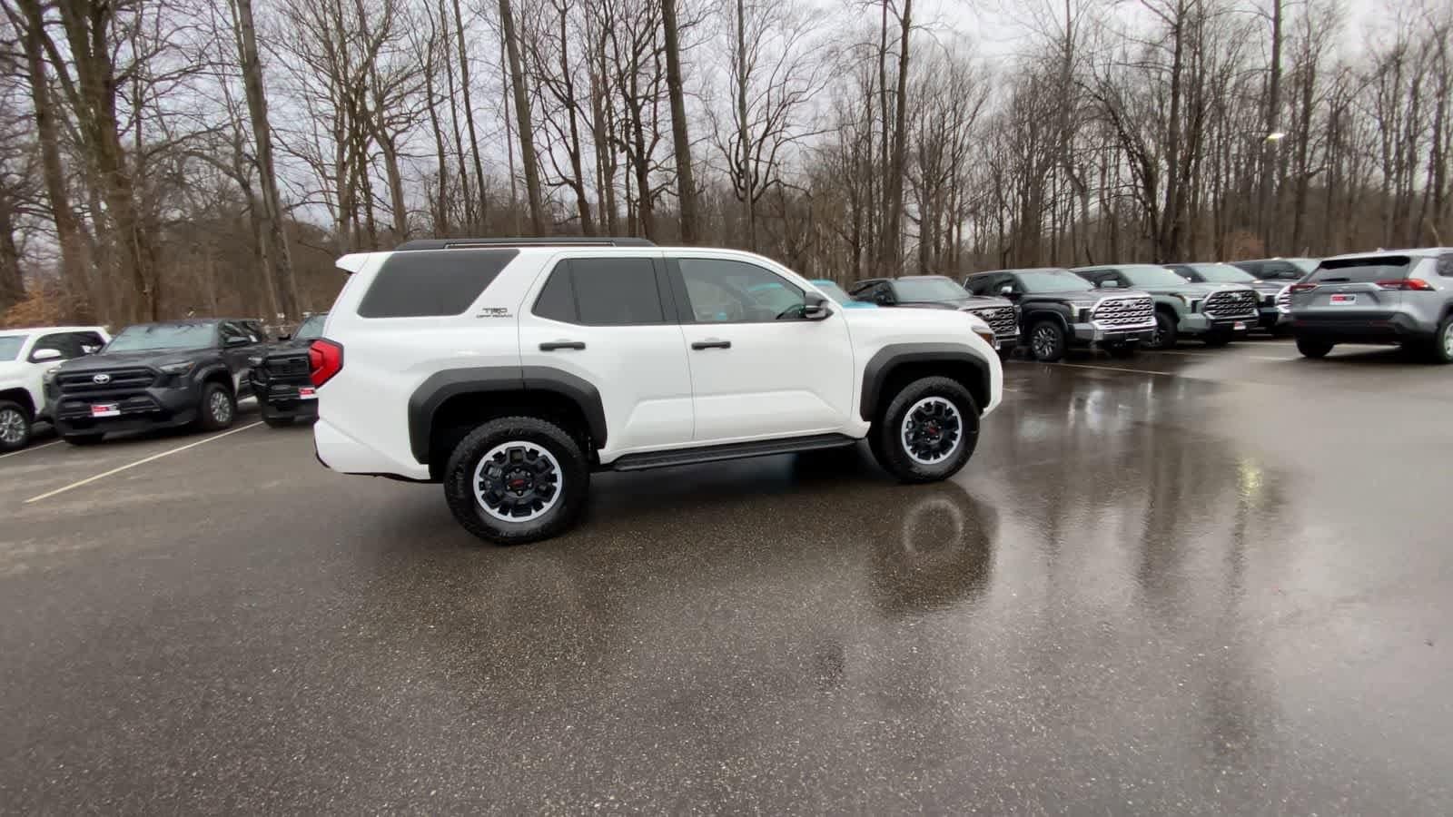 Thumbnail: 2025 Toyota 4Runner - 13