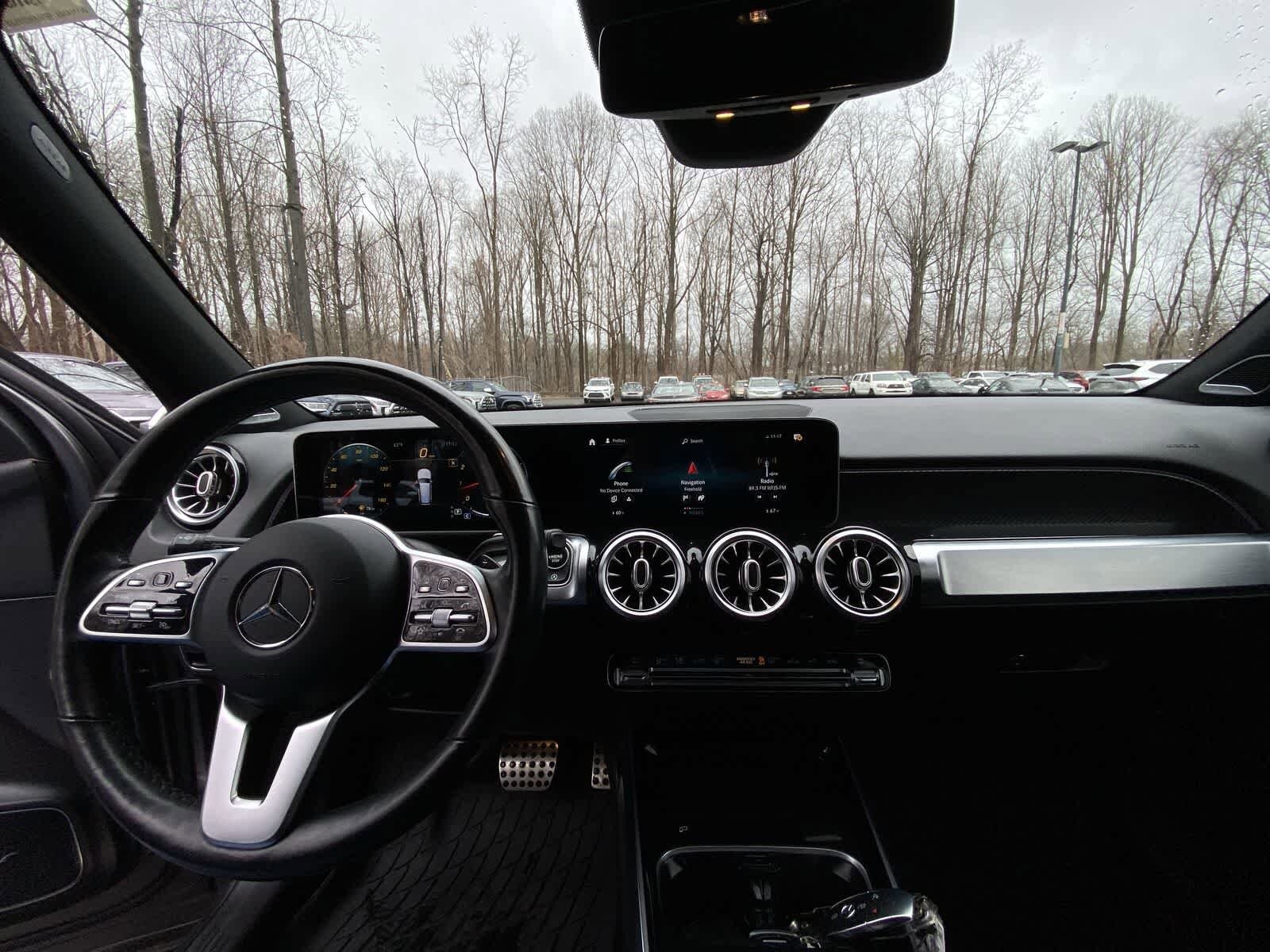 Thumbnail: 2021 Mercedes-Benz GLB - 22