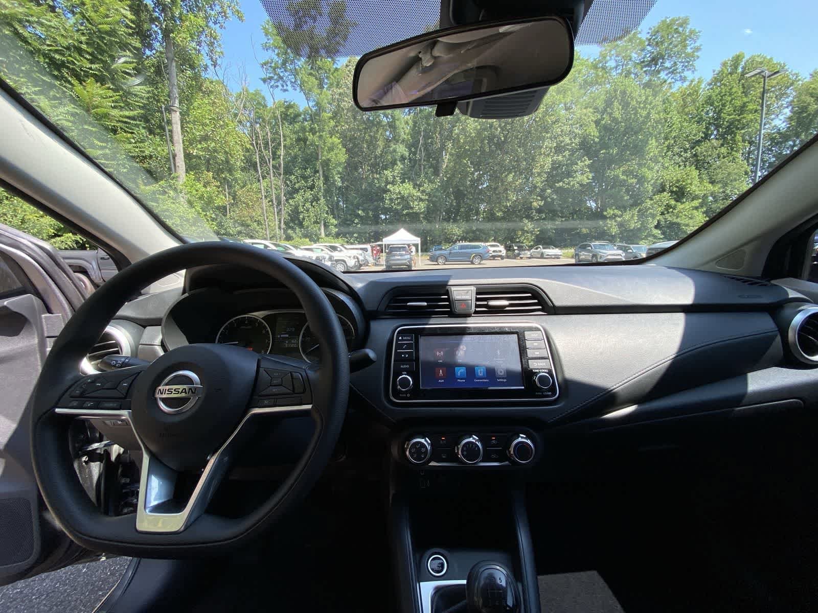 Thumbnail: 2020 Nissan Versa - 18