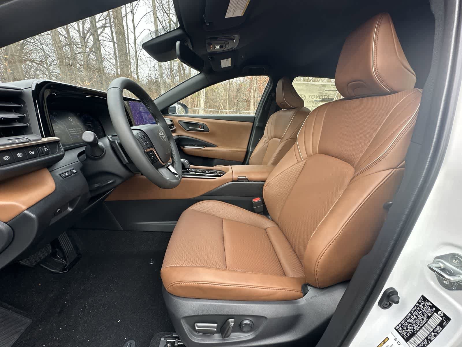 Thumbnail: 2025 Toyota Crown Signia - 31