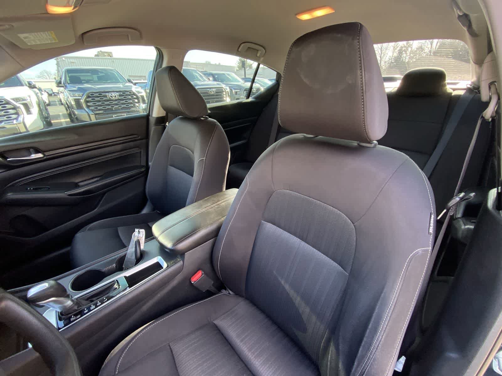 Thumbnail: 2019 Nissan Altima - 17