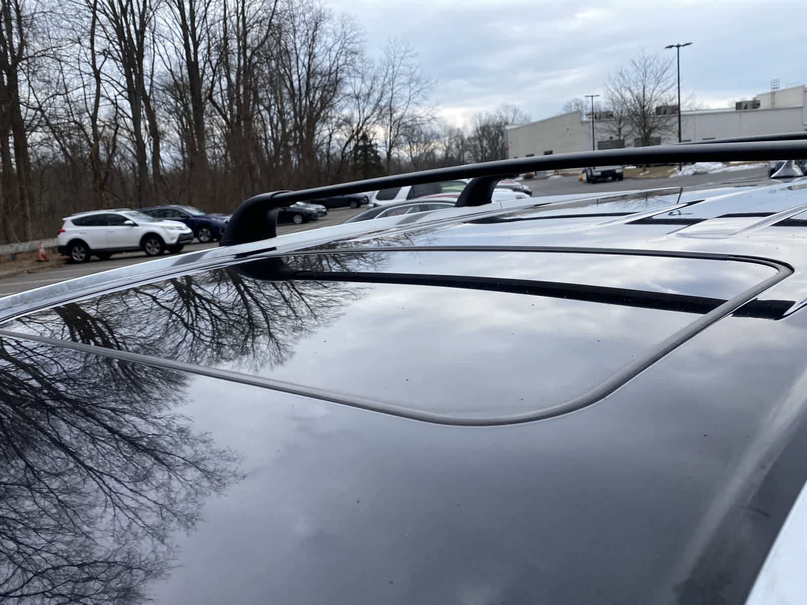 Thumbnail: 2019 Toyota Highlander - 21