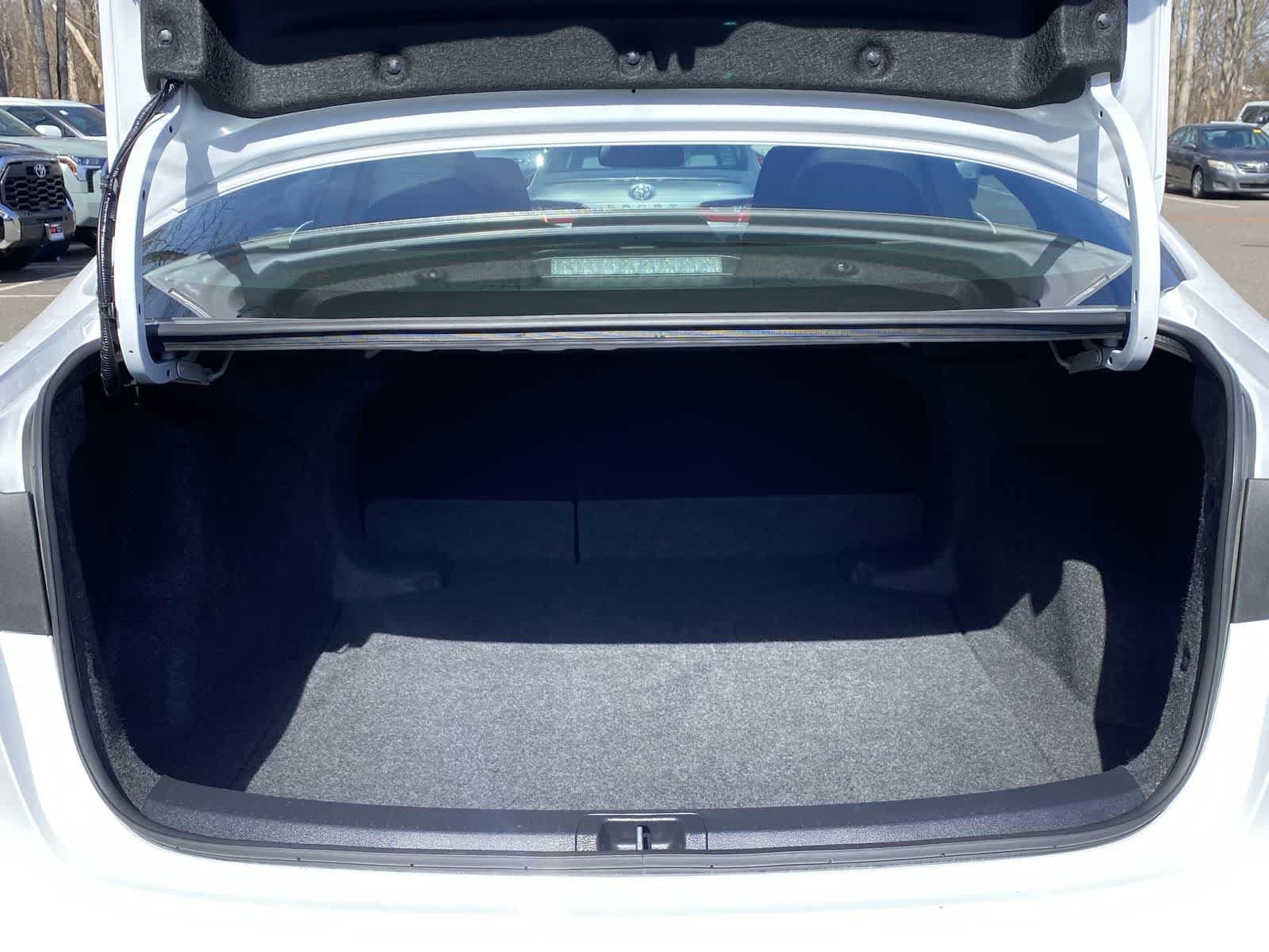 Thumbnail: 2025 Toyota Corolla - 13