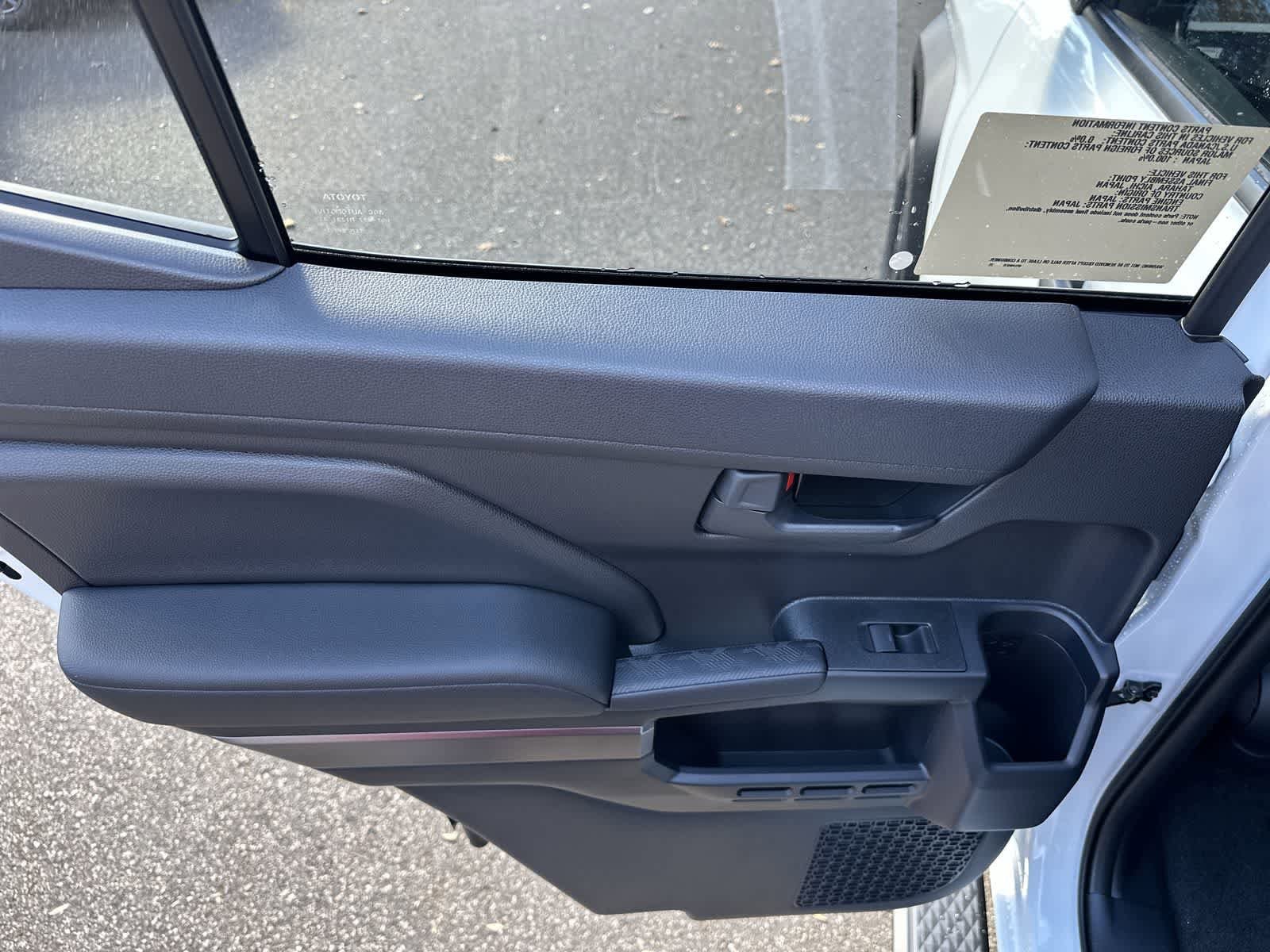 Thumbnail: 2025 Toyota 4Runner - 30