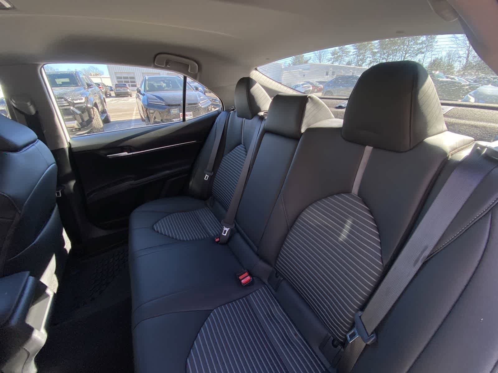 Thumbnail: 2023 Toyota Camry - 30