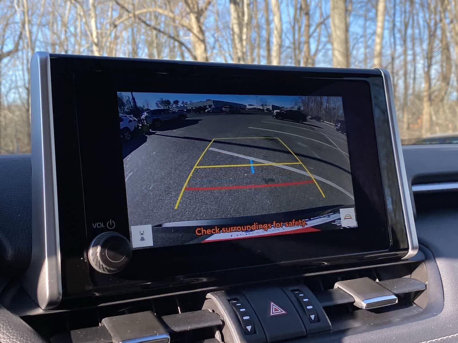 Thumbnail: 2025 Toyota RAV4 - 33