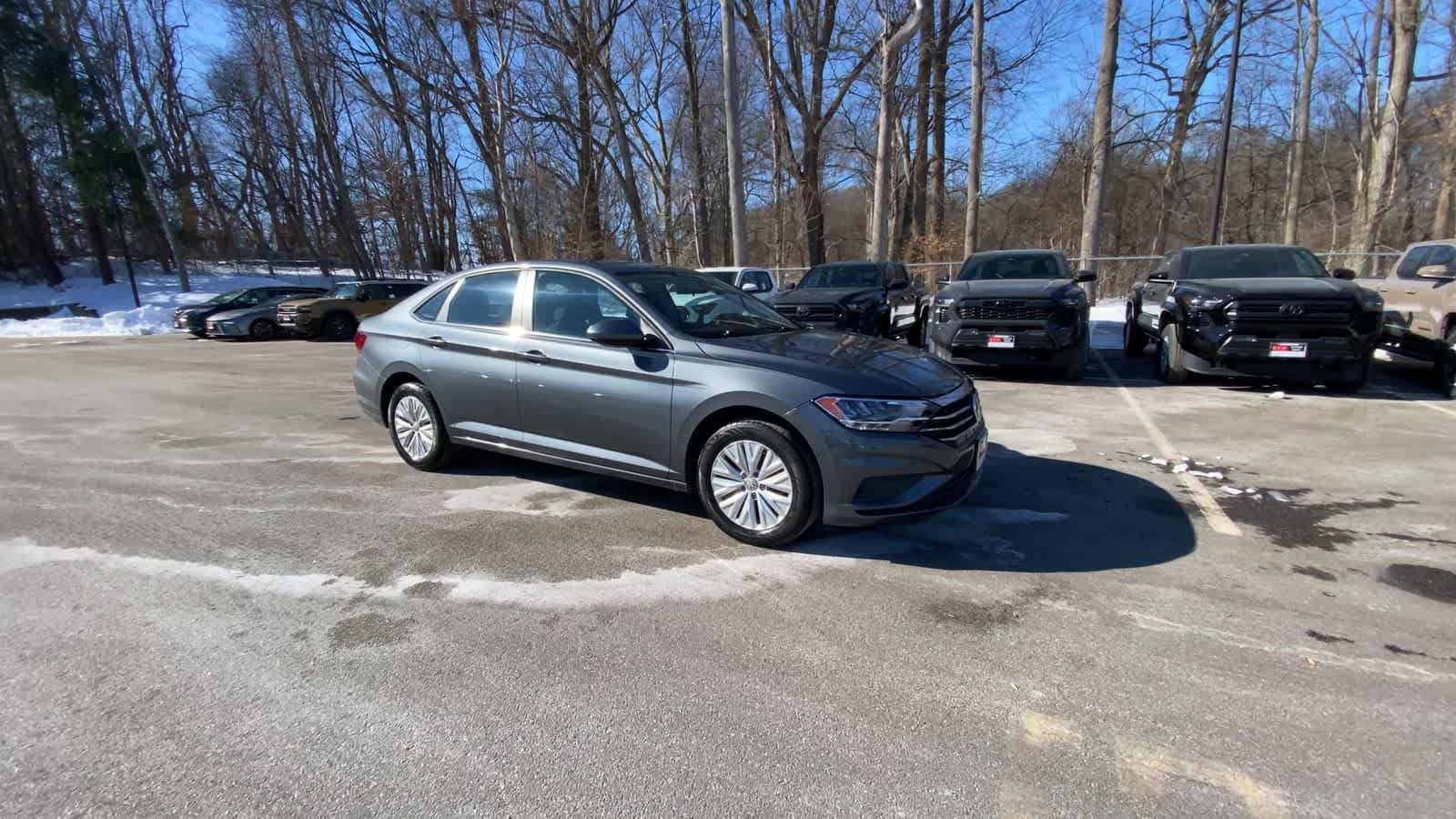 Thumbnail: 2019 Volkswagen Jetta - 10