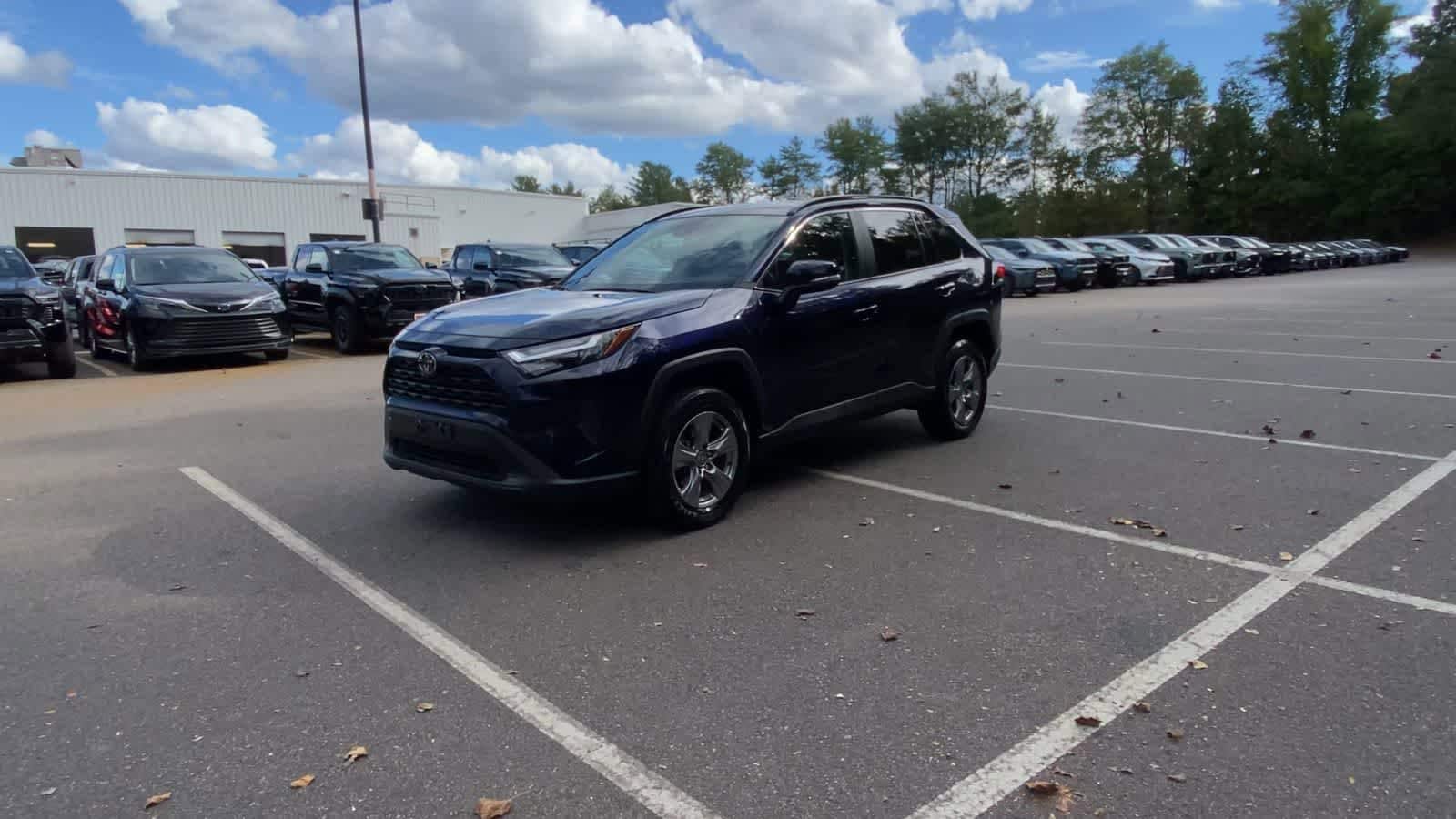 Thumbnail: 2024 Toyota RAV4 - 4