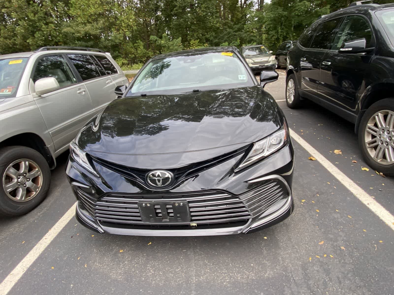 2023 Toyota Camry LE photo 2