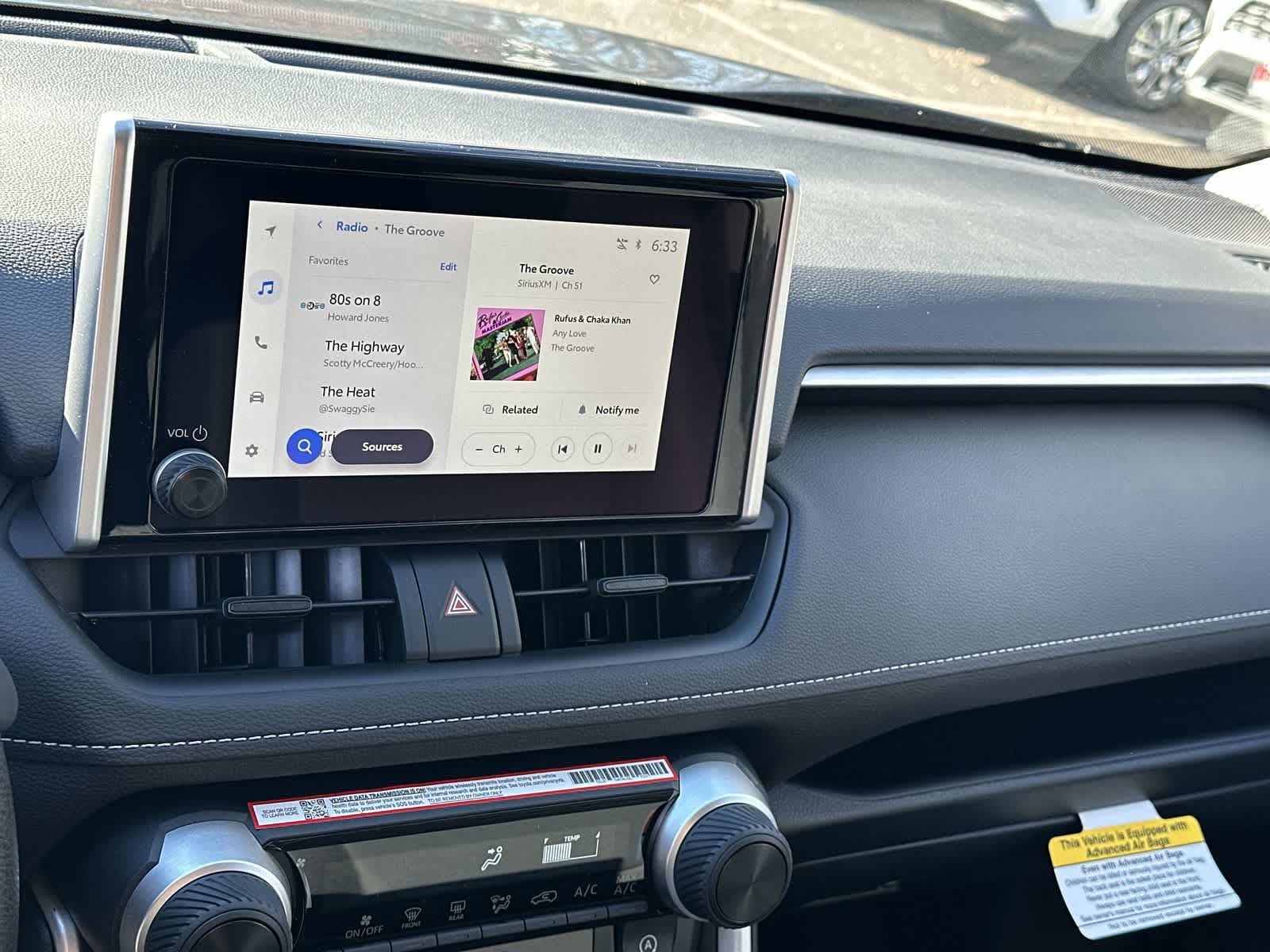 Thumbnail: 2025 Toyota RAV4 - 25