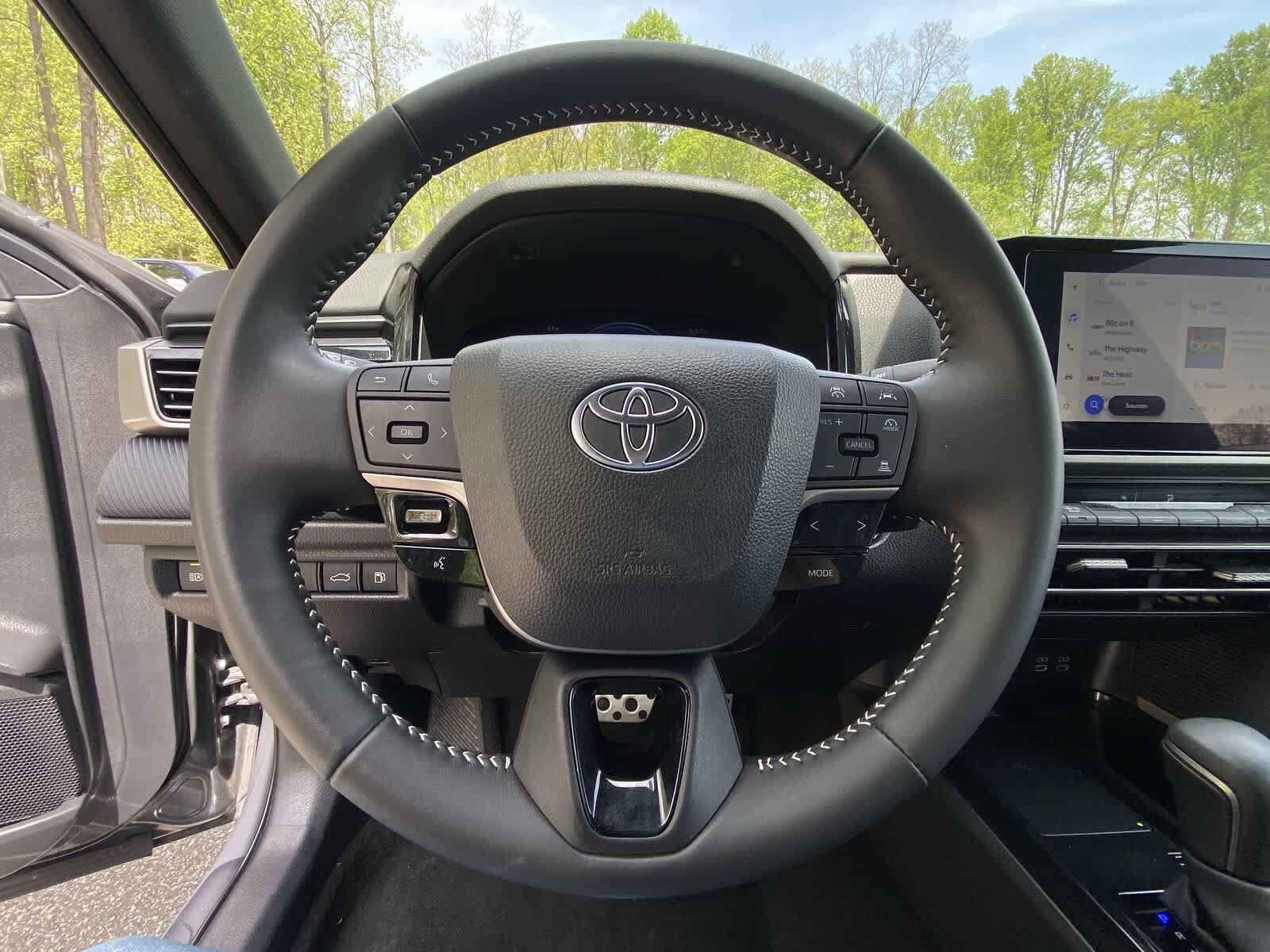 Thumbnail: 2025 Toyota Camry - 25