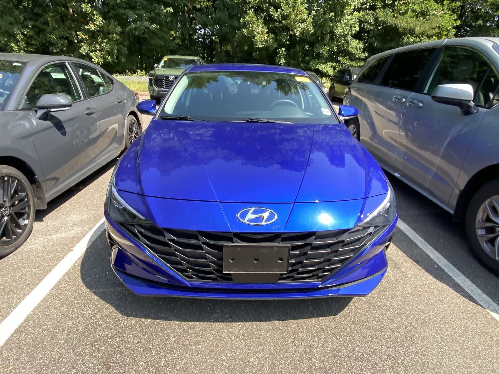 Thumbnail: 2023 Hyundai Elantra - 2