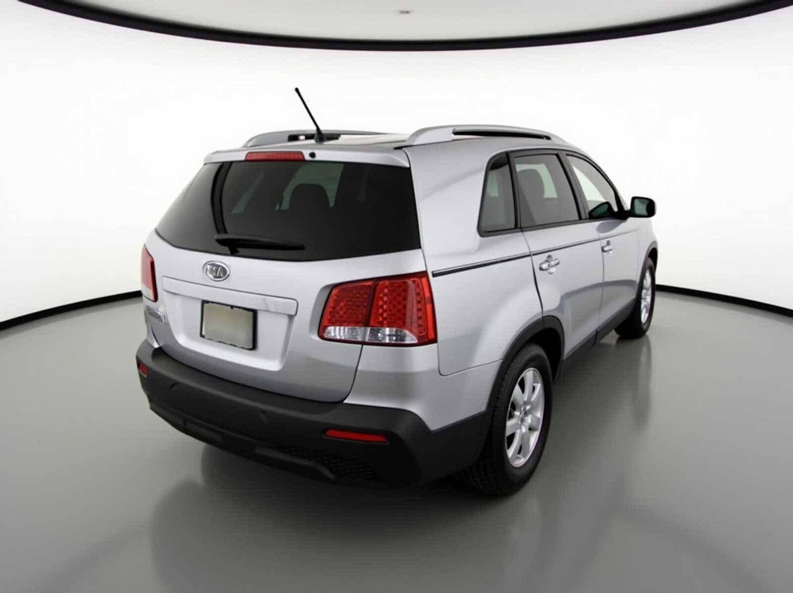 Thumbnail: 2013 Kia Sorento - 8