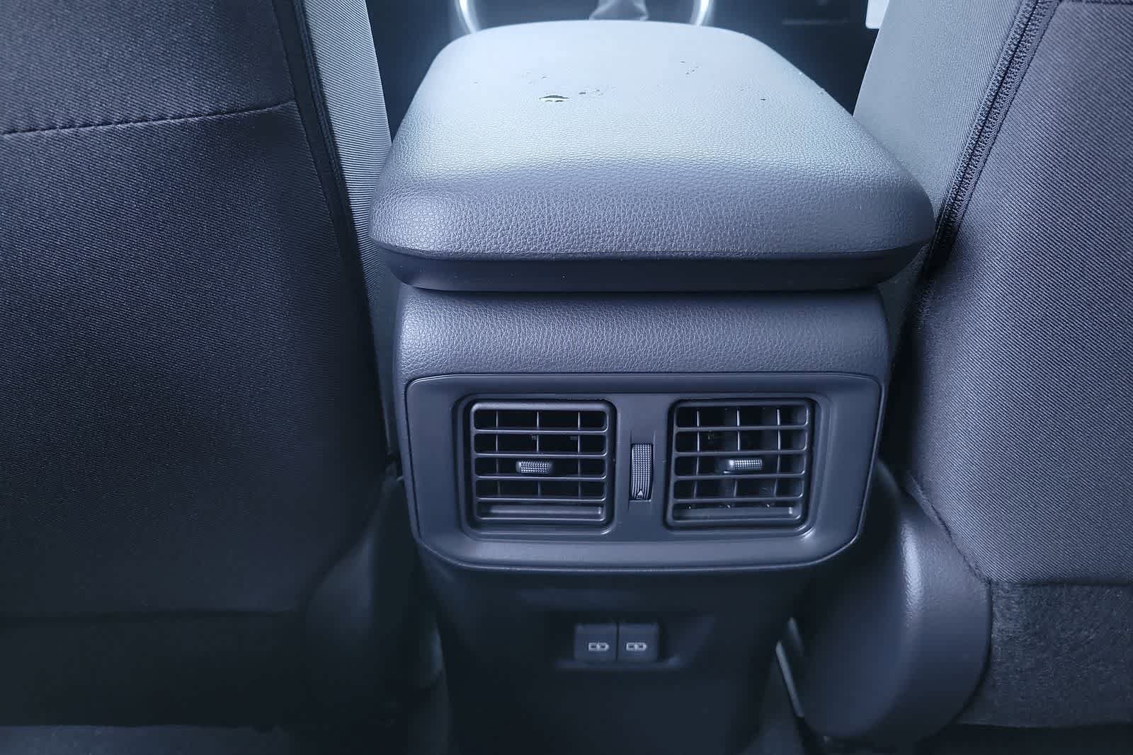 2025 Toyota RAV4 XLE 30