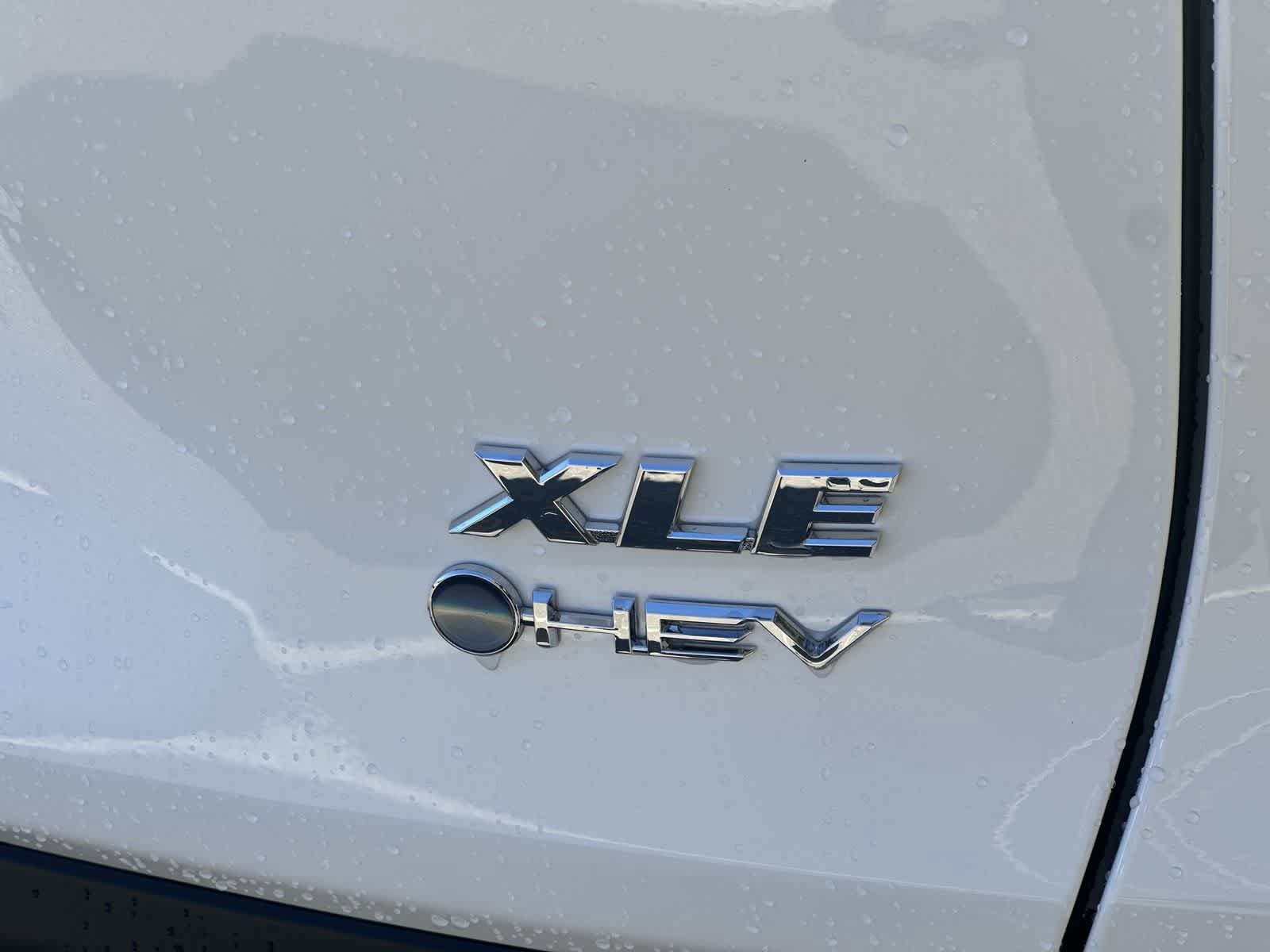 Thumbnail: 2025 Toyota RAV4 - 16