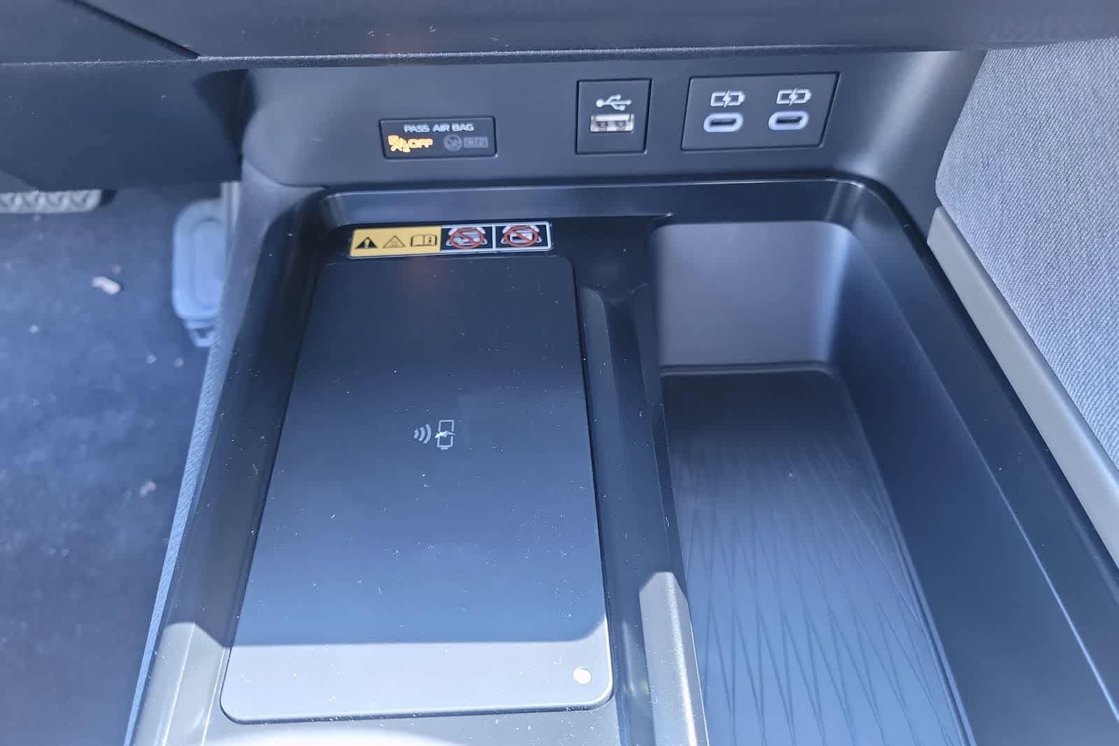 Thumbnail: 2025 Toyota Camry - 18