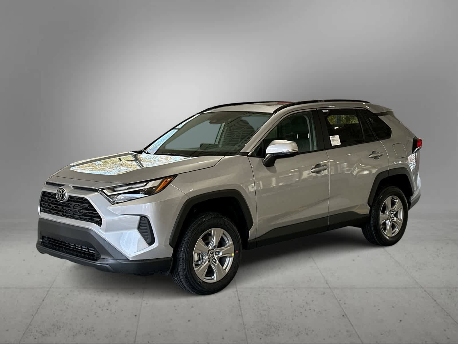 Thumbnail: 2025 Toyota RAV4 - 6