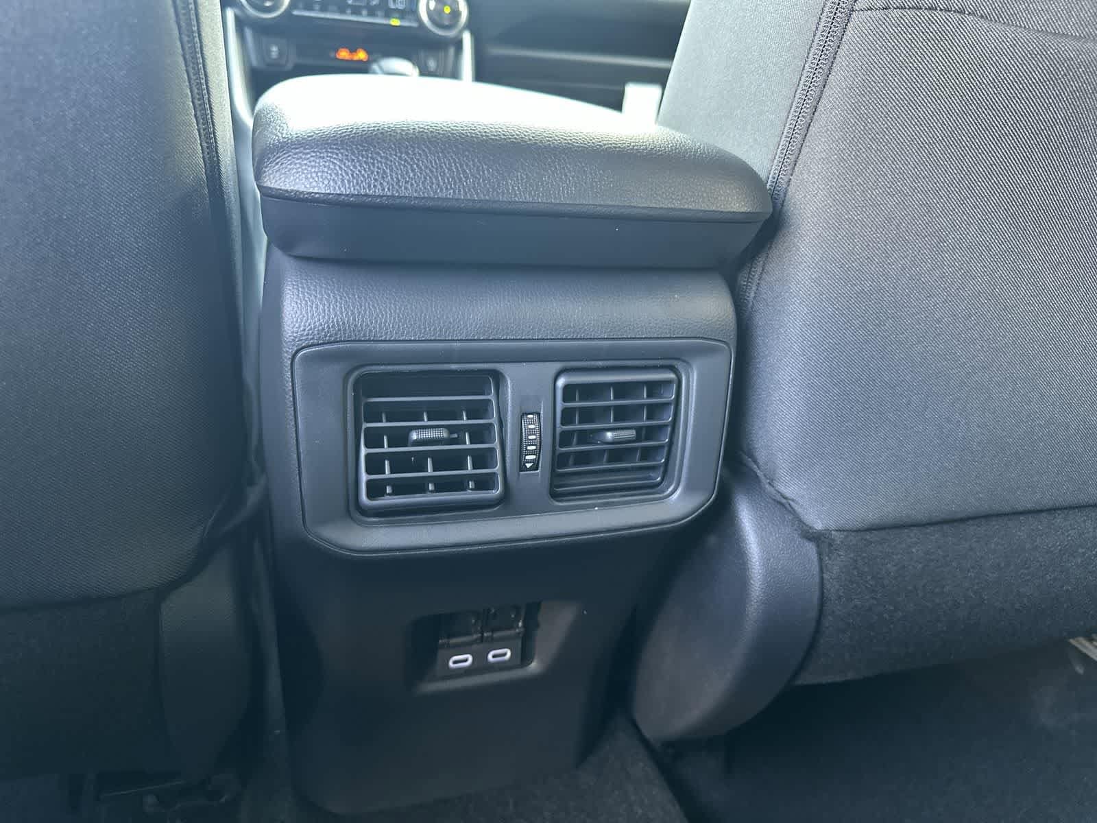 Thumbnail: 2025 Toyota RAV4 - 27