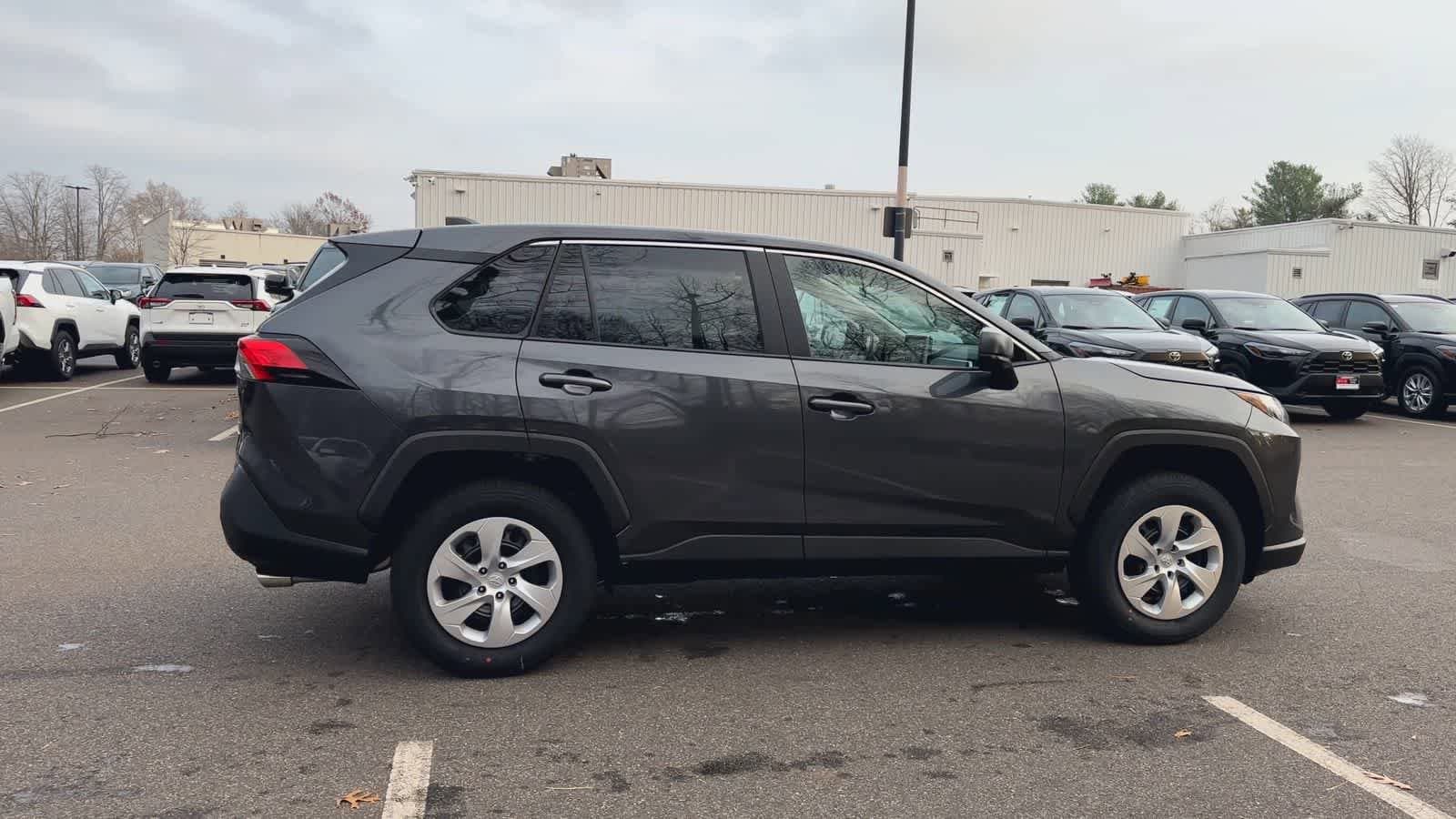 Thumbnail: 2025 Toyota RAV4 - 9