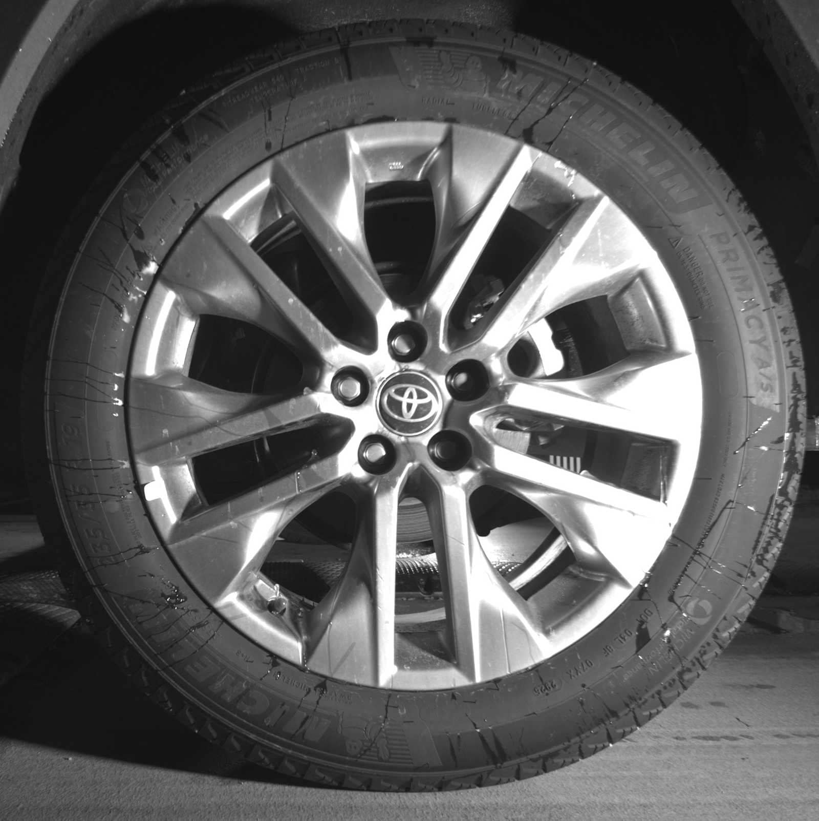 Thumbnail: 2025 Toyota RAV4 - 17